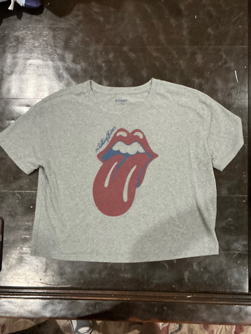 Old Navy Gray Short Sleeve Crop Graphic Tee